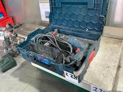 Overview picture of Bosch GBH 2-28 F rotary hammer